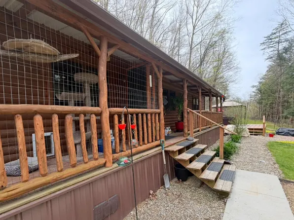 209 Lucas Hollow Rd, Beattyville, KY 41311