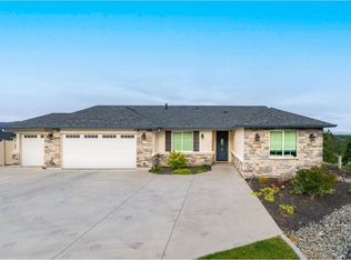 4596 Risstay Way, Shasta Lake, CA 96019