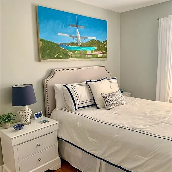 16 Florence Ave — Photo 9