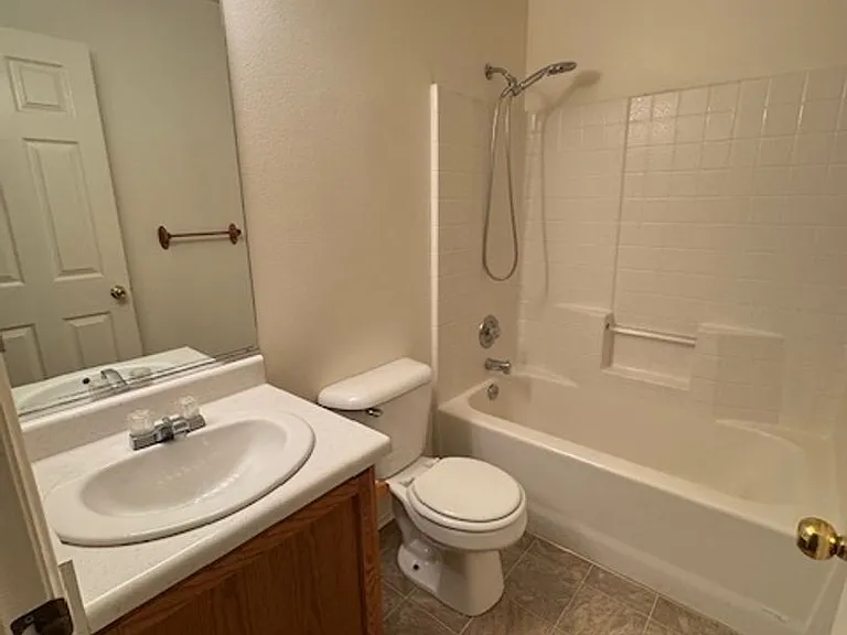 628 W Evans Ridge Cir #3 — Photo 11