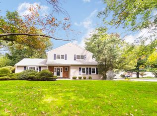 1613 Grandview Ave, Westfield, NJ 07090