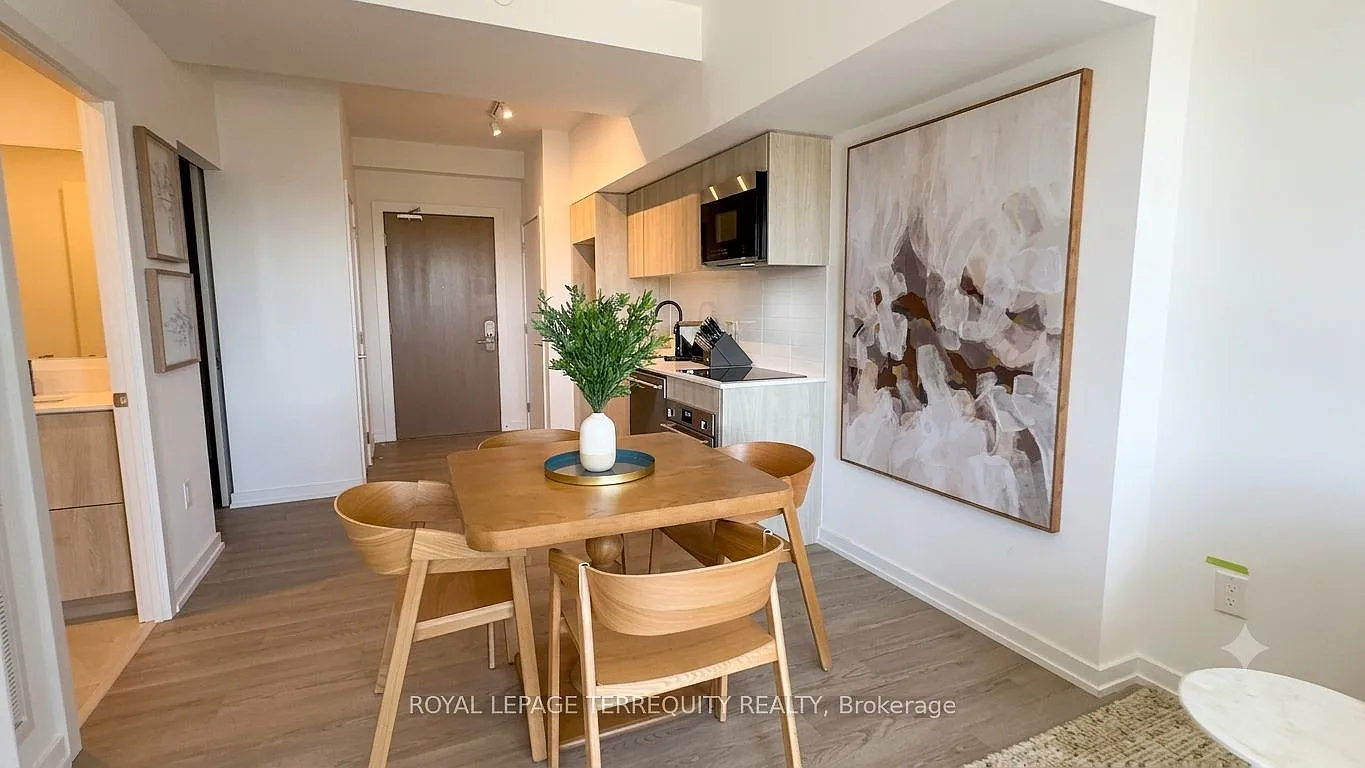 2 bed, $2,450 — Photo 4