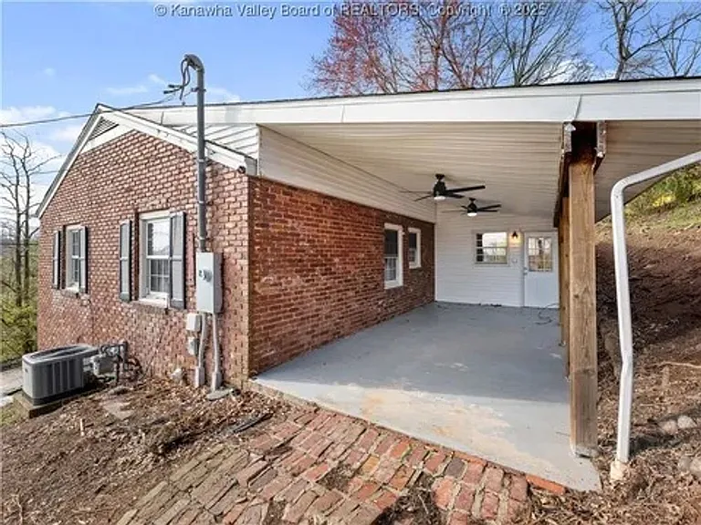 1501 Knob Rd — Photo 28