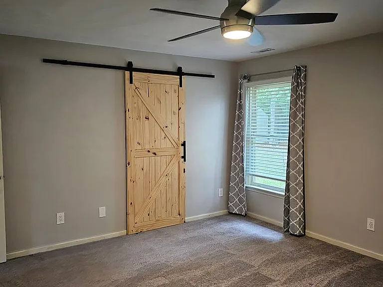 803 Haskins Dr — Photo 8