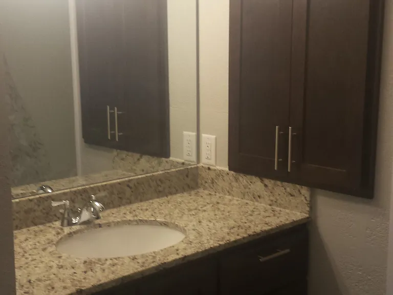 14005 Cypress Ave — Photo 9