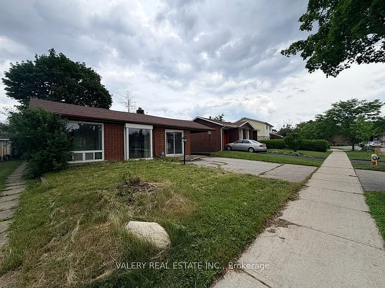 64 Lexington Ave #MAIN — Photo 37