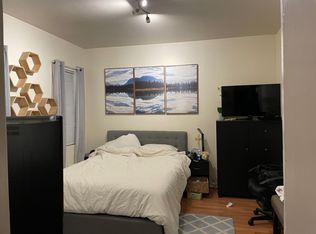 18 Smith St APT 1A, Danbury, CT 06810