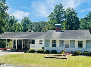 612 David Street, Elizabethtown, NC 28337