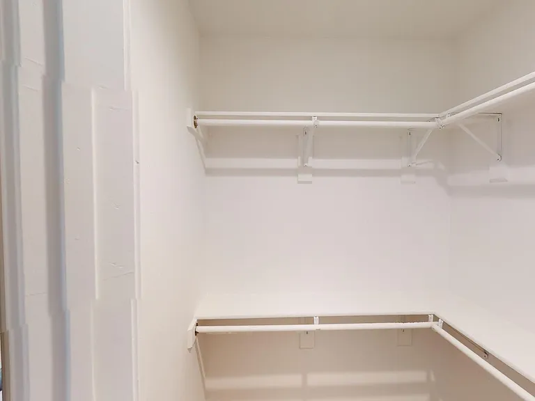 2 Bed Contemporary Town Homes in Fantastic North Valley Community — Photo 31