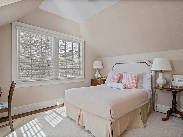 94 Osborne Ln — Photo 15