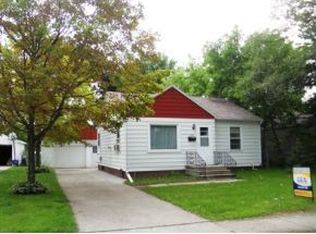 1323 Weise St, Green Bay, WI 54302