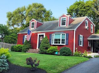 5 Priscilla Ln, Winchester, MA 01890