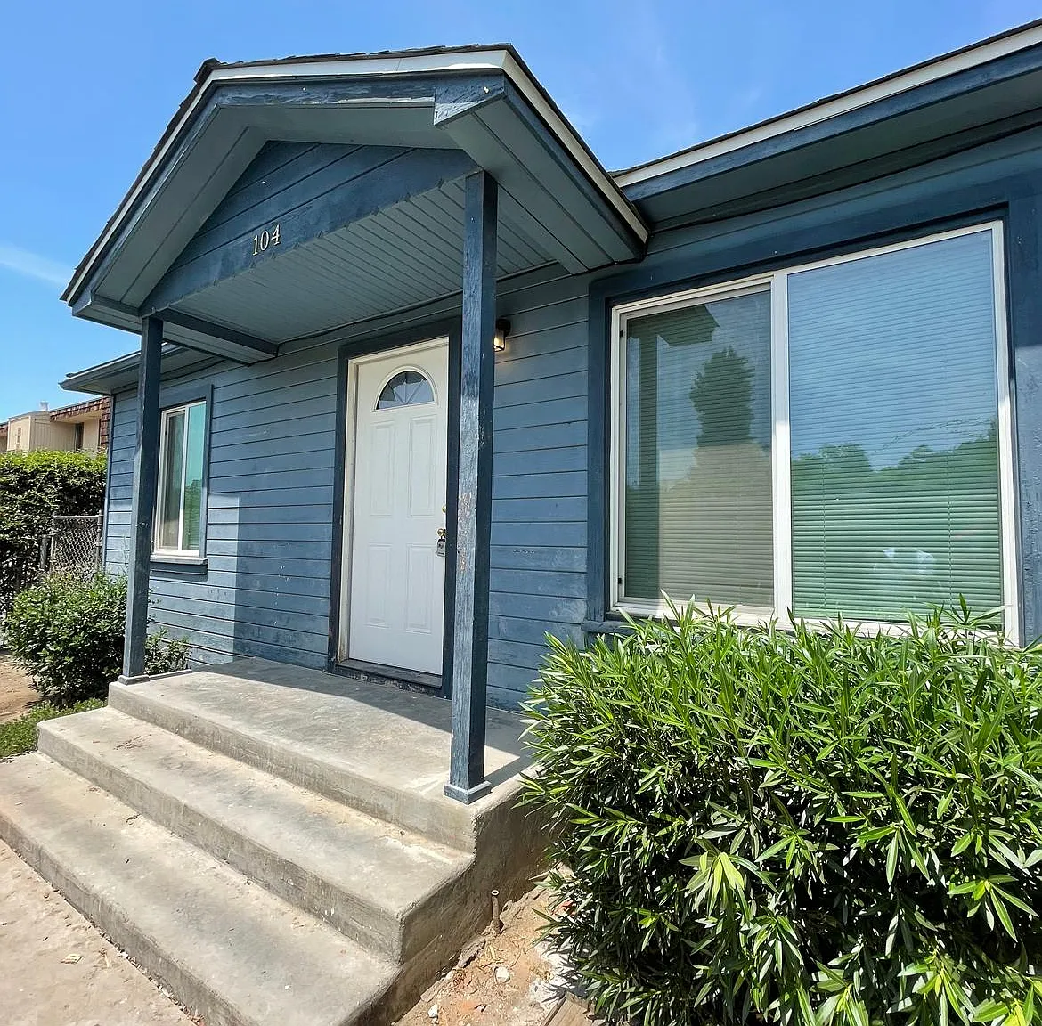 104 E Walnut Ave — Photo 1