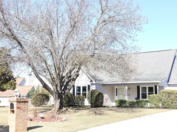 511 Greenview Ct, Bonaire, GA 31005