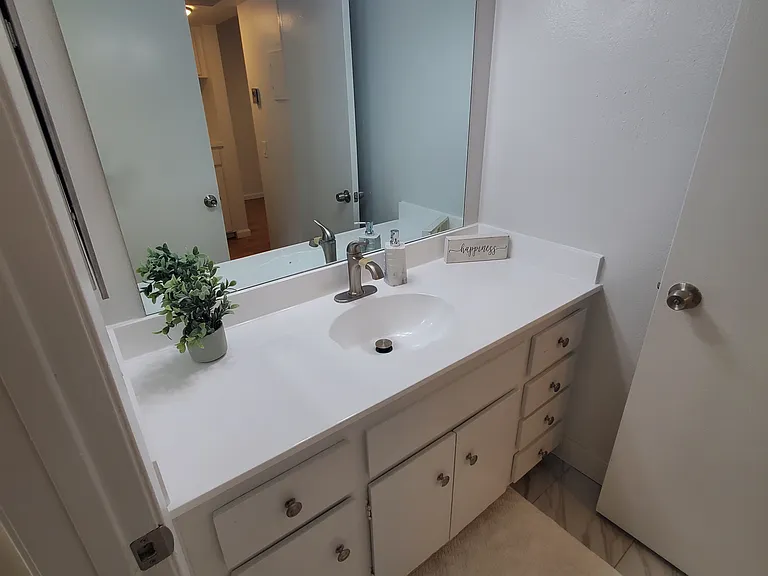 142 S Esplanade St #208 — Photo 14