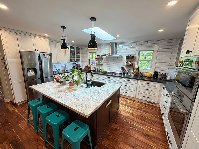 954 Acalanes Rd — Photo 5