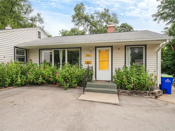 5811 N Park Ave, Kansas City, MO 64118