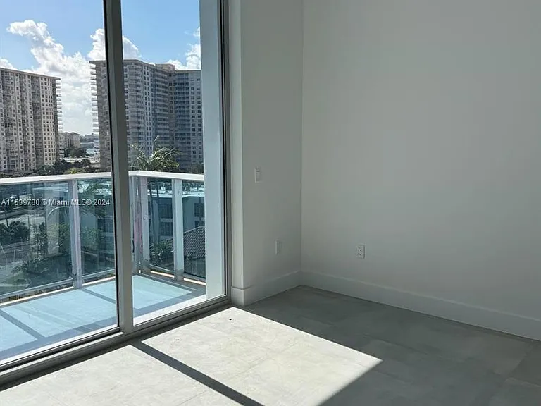 17550 Collins Ave #701 — Photo 4