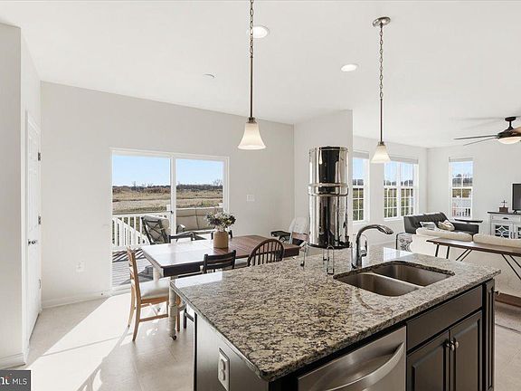 3rd image of 170 Shallow Creek Dr