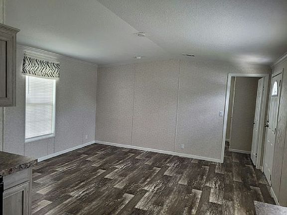 5th image of 4000 24th St N #208