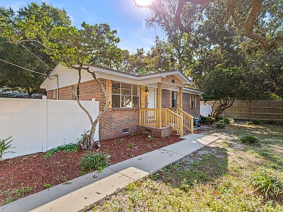 2nd image of 612 Beach Dr