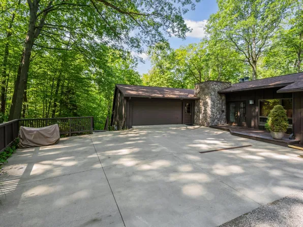 51709 Becker Rd, Wakeman, OH 44889