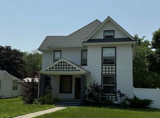 215 5th Ave NE, Belmond, IA 50421