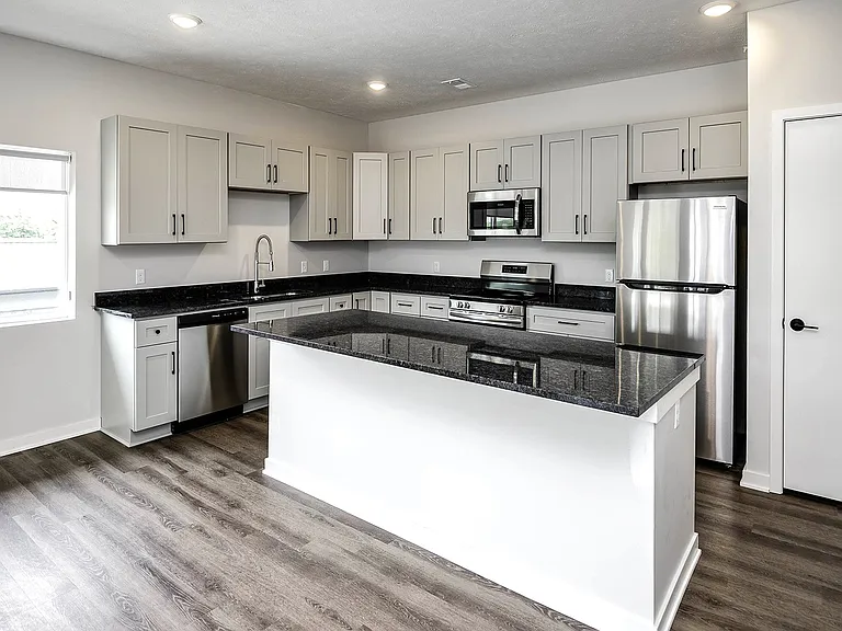 The Brink at Ridgeview — Photo 43
