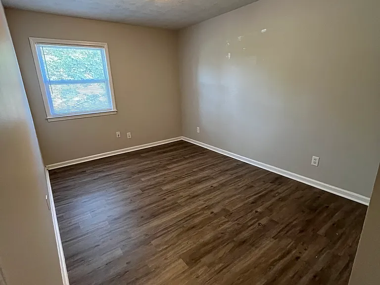2101 Fontaine Rd #4 — Photo 6
