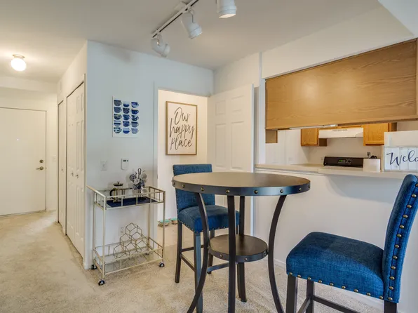 Northport Apartments