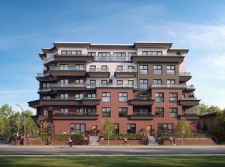 2427 Mary Hill Rd #301, Pt Coquitlam, BC