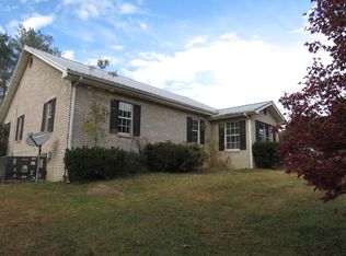 833 State Highway 1809, Bryants Store, KY 40921