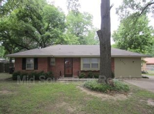 4809 Whitehaven Ln, Memphis, TN 38116