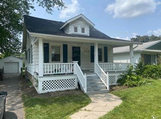 1217 Bentley Dr, Monroe, MI 48162