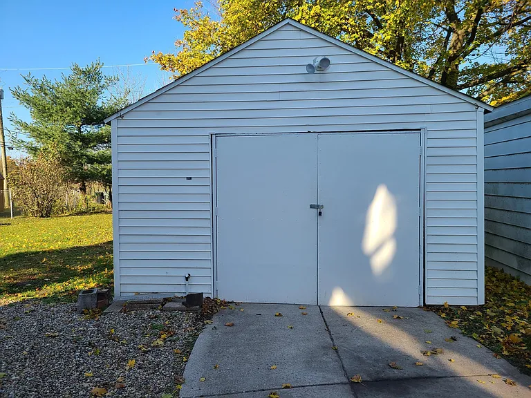 1121 Diamond Ave — Photo 25