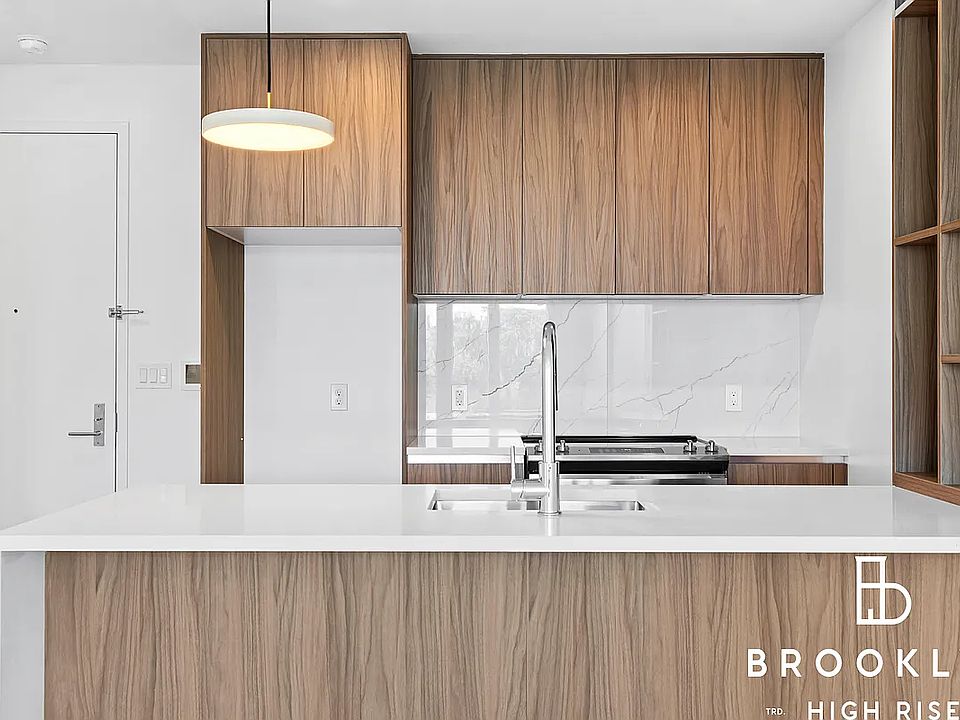 1st image of 50 E 10th St #603