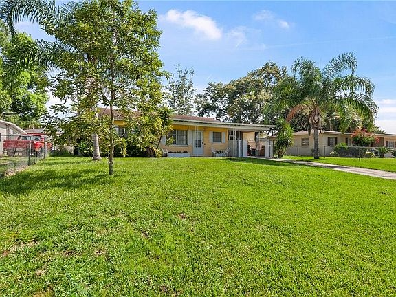 2nd image of 1724 Park Dr