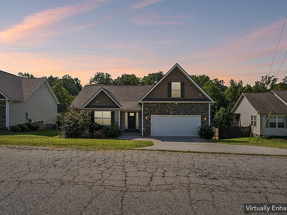 3rd image of 129 Lyman Lake Rd