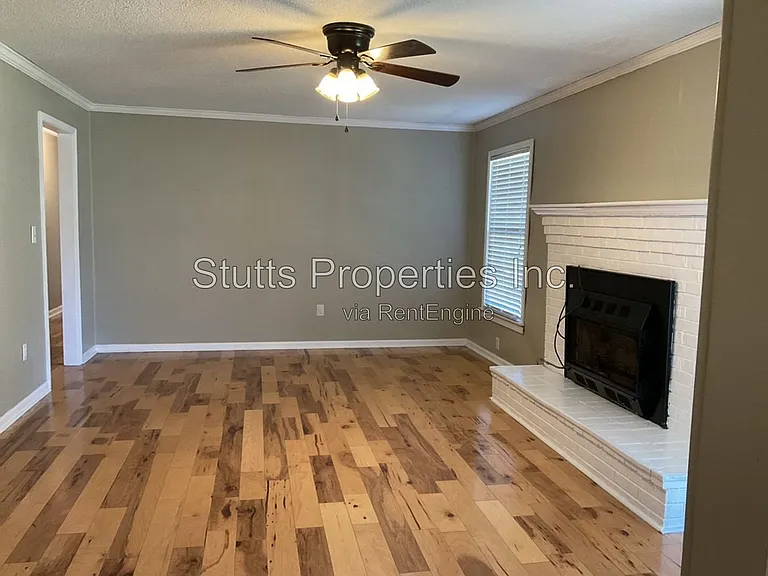 801 Louise Ave — Photo 6