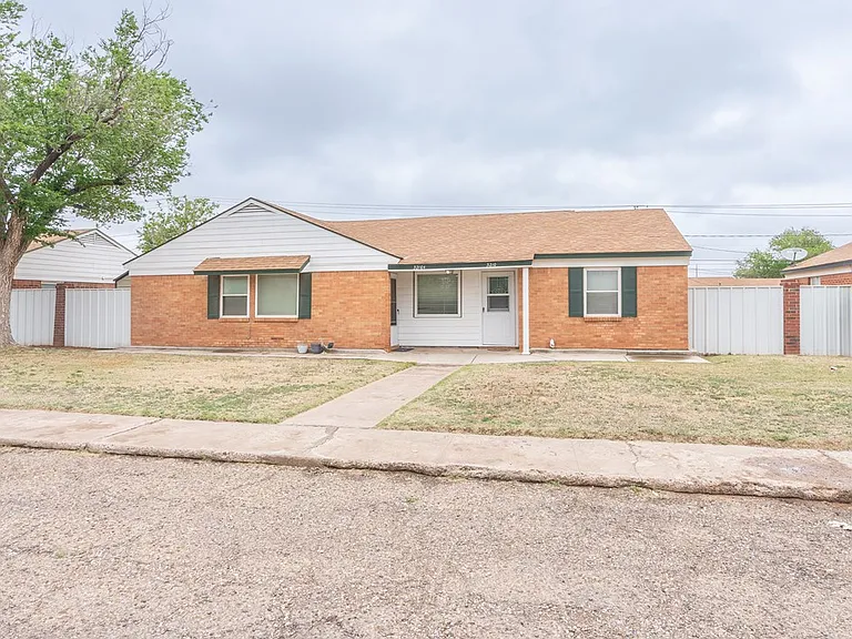 3210 W Kansas Ave — Photo 2