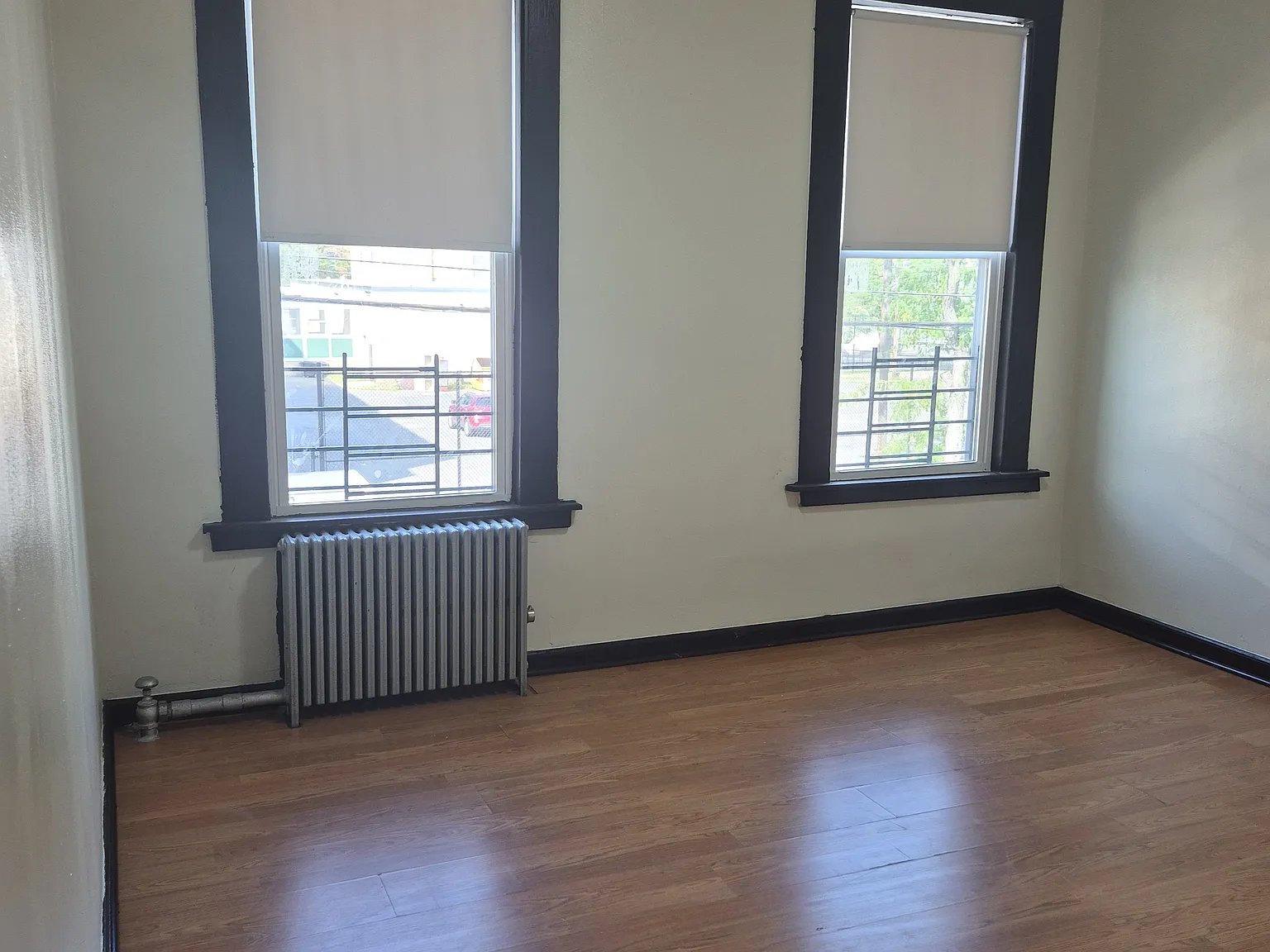 1 bed, 500 sqft, $1,700 — Photo 3