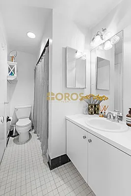 Rented by City Connections Realty | media 15