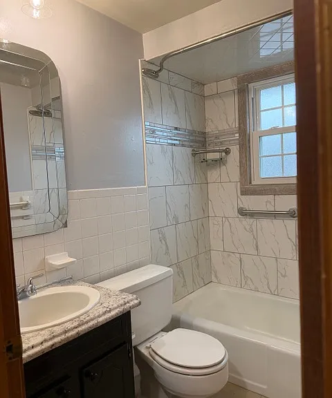 323 Hall Ave — Photo 7