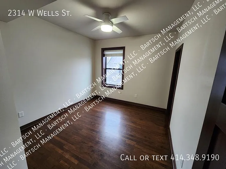 2314 W Wells St — Photo 5
