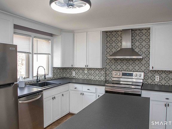 4th image of 11 Foley Road