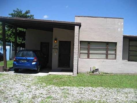 1st image of 1385 NE 139th St