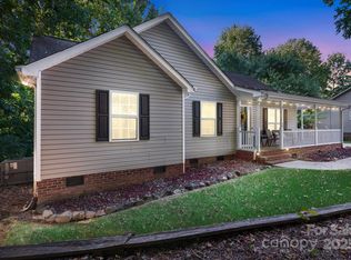 914 Ragin Ln, Rock Hill, SC 29732