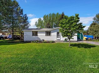 451 Calico St, Hansen, ID 83334