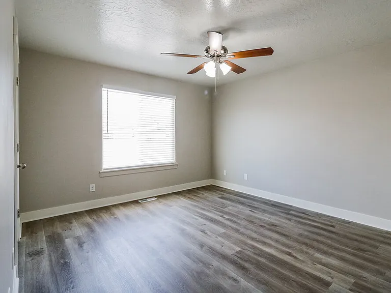 1791 E Tumwater Ln — Photo 9