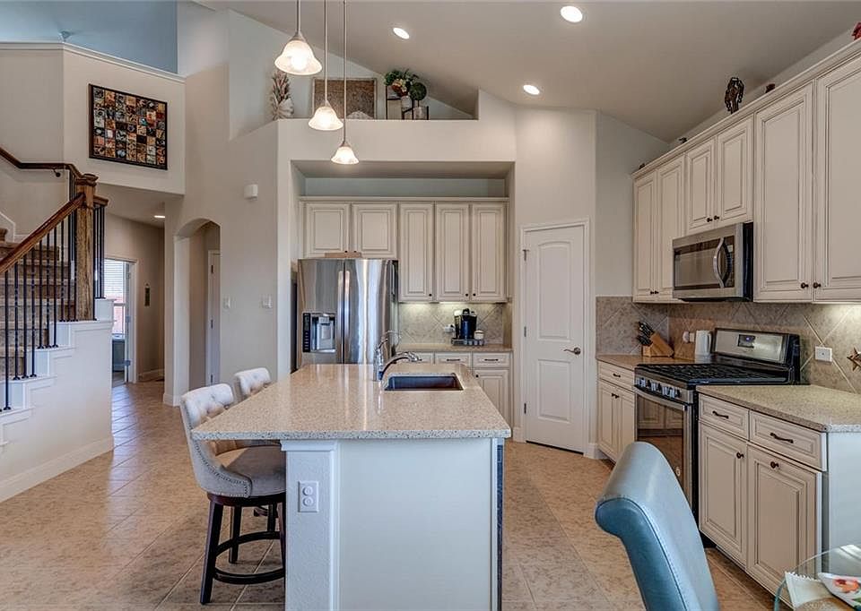 1st image of 261 Andele Way